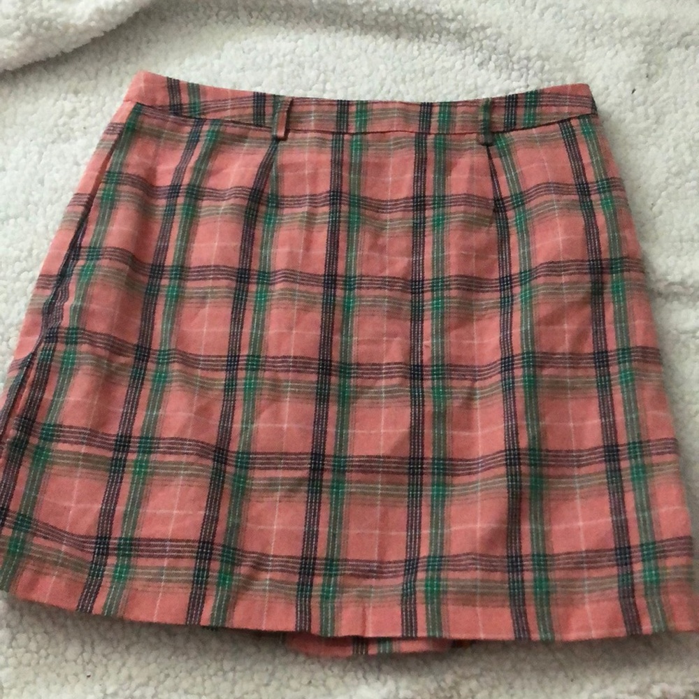 Plaid pink skirt